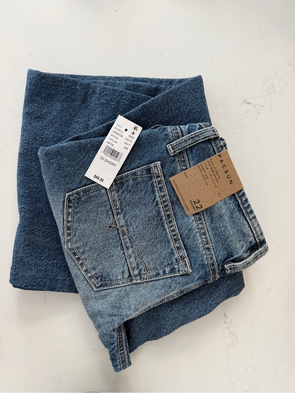 PacSun Women Low Rise Wide Leg Denim Jeans in Medium Blue (Kaia)